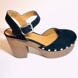 Wonderly Platform Heels Black Pumps Sz 7.5